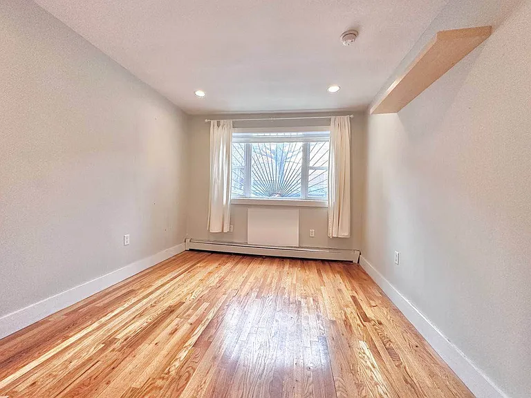 43 Irving Pl #1 — Photo 6