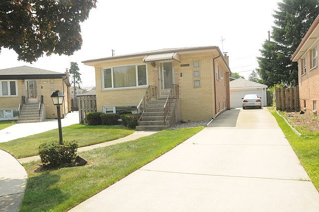1st image of 3760 Ivanhoe Cir