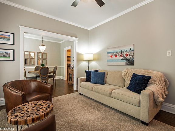 3rd image of 520 W Wrightwood Ave APT 1W