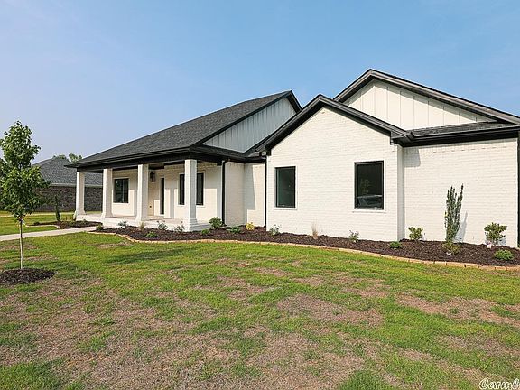 3rd image of 1264 Essex Dr