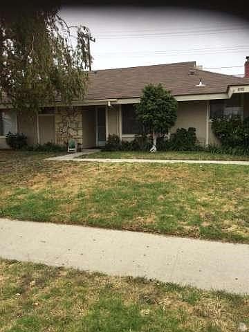 1st image of 890 Rosewood Ave