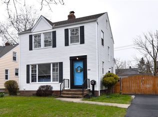 3921 Grosvenor Rd, South Euclid, OH 44118