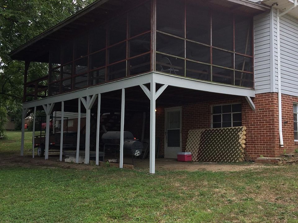 1st image of 515 Franklin Blvd #1