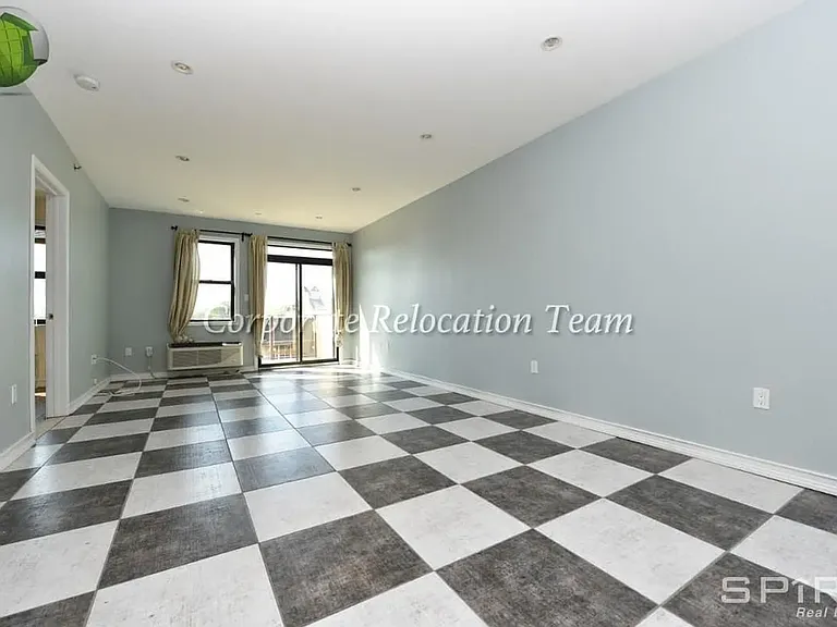 30-37 38th St #4 — Photo 3