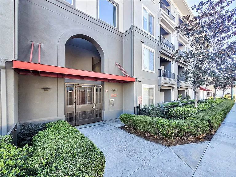 1801 E Katella Ave #2132 — Photo 27