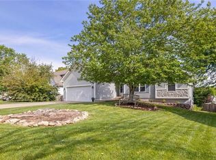 21302 W 124th St, Olathe, KS 66061