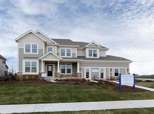 103 Flint Creek Ct, Hawthorn Woods, IL 60047