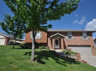 1369 S 20th Ave, Ozark, MO 65721