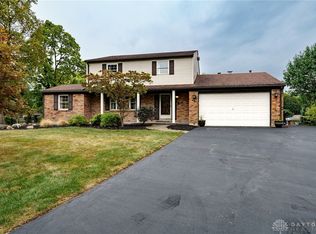 5421 Ayrshire Ct, Dayton, OH 45429