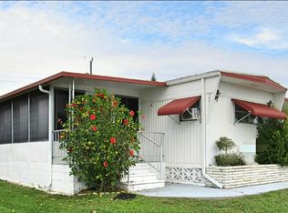 201 3rd St E, Nokomis, FL 34275