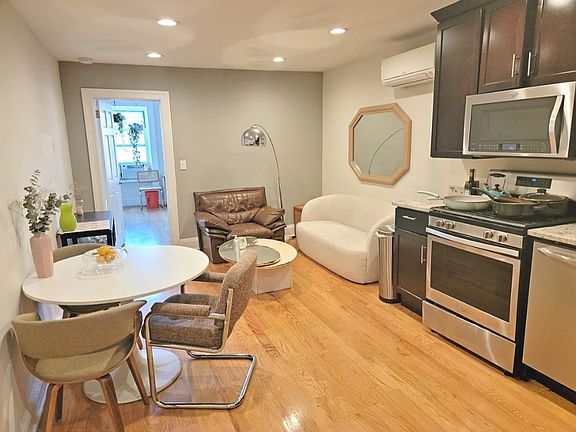 4th image of 414 E 11th St #3