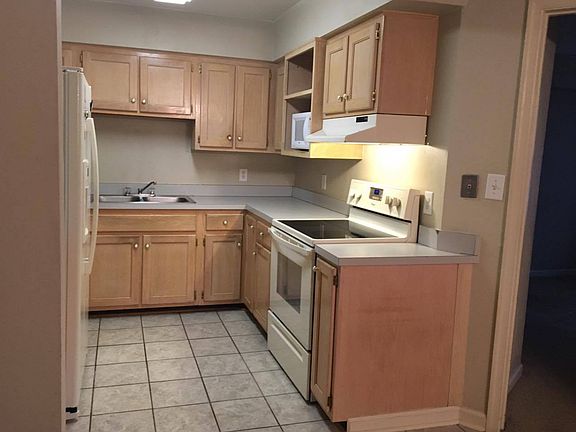 5th image of 1232 Norview Ave APT U