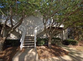 76 Sage Ct, Bedminster, NJ 07921