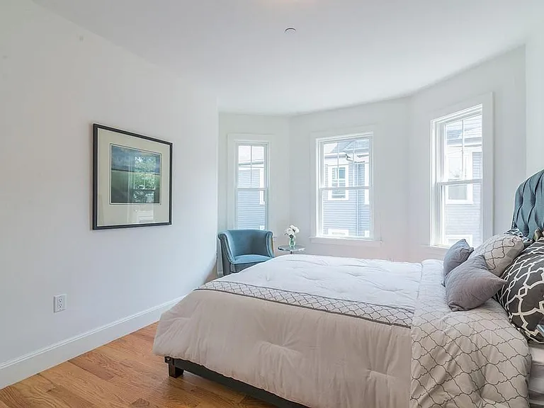17 Standish St #2 — Photo 8