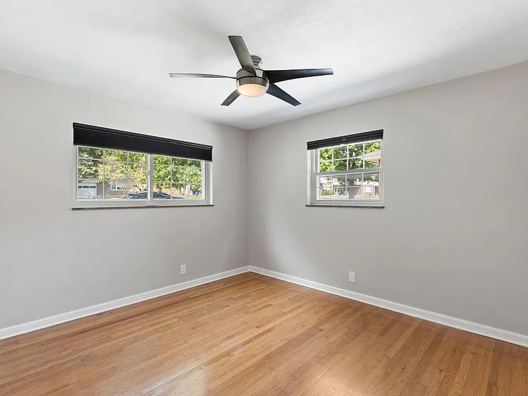 9562 Lodge Pole Ln — Photo 18