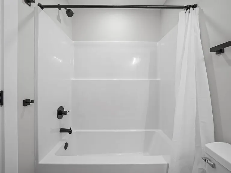 124 Shipman Dr NE — Photo 13