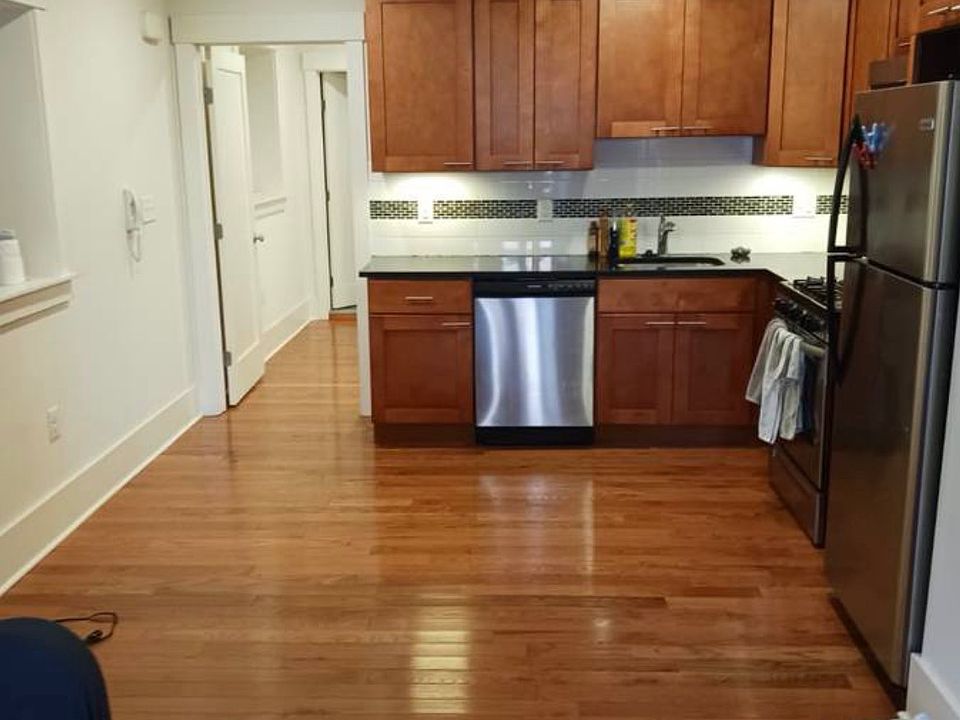 1st image of 4115 Pine St APT 1
