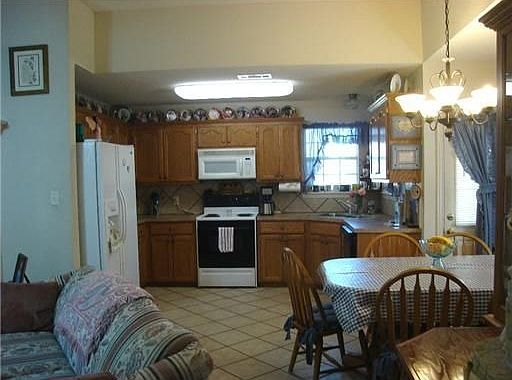 4th image of 7 Elfen Glen St