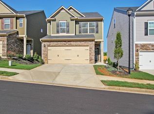 452 Village Vw, Woodstock, GA 30188