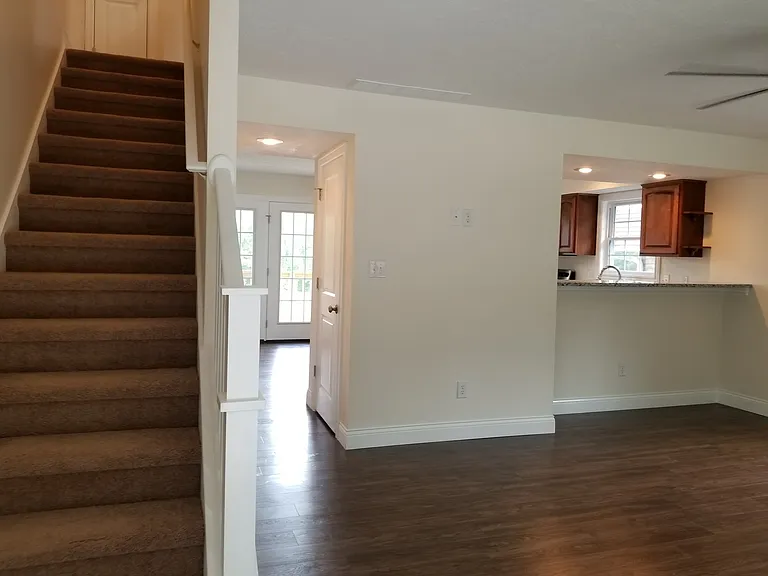 2266 S Samuel Ln — Photo 4