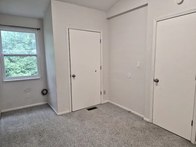 321 Northwood Ln — Photo 27