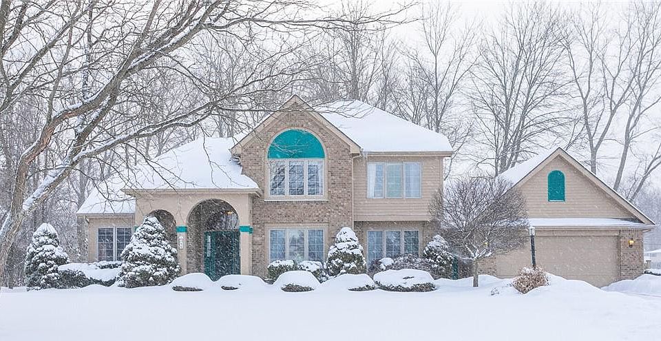 1st image of 55 Woodfield Dr