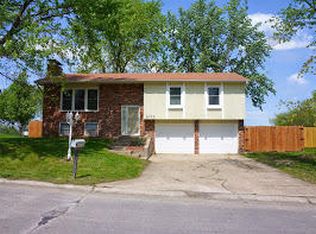 1073 S Victoria Ave, Columbia, MO 65201