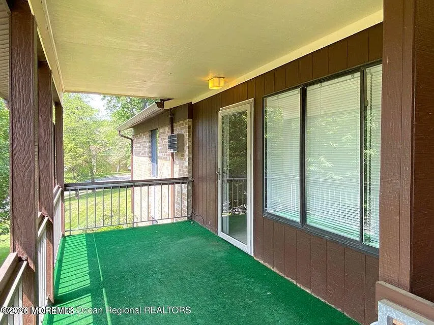2 bed, 1014 sqft, $1,975 — Photo 2
