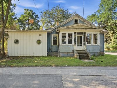 26 Fairmont St, Chicopee, MA, 01013