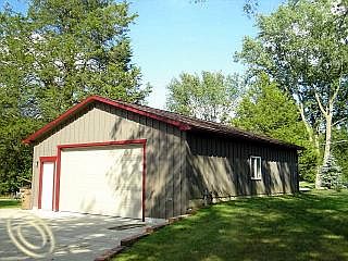 2nd image of 10935 Green Oaks Dr