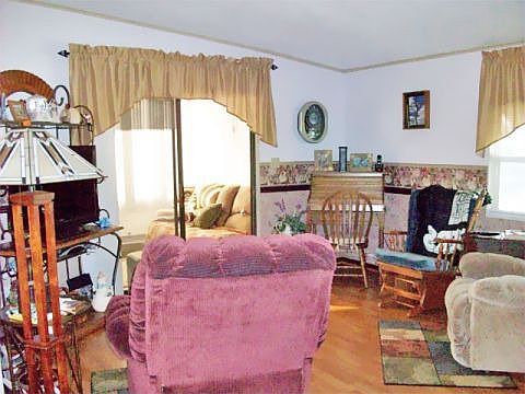 2nd image of 4615 Steamboat Ave