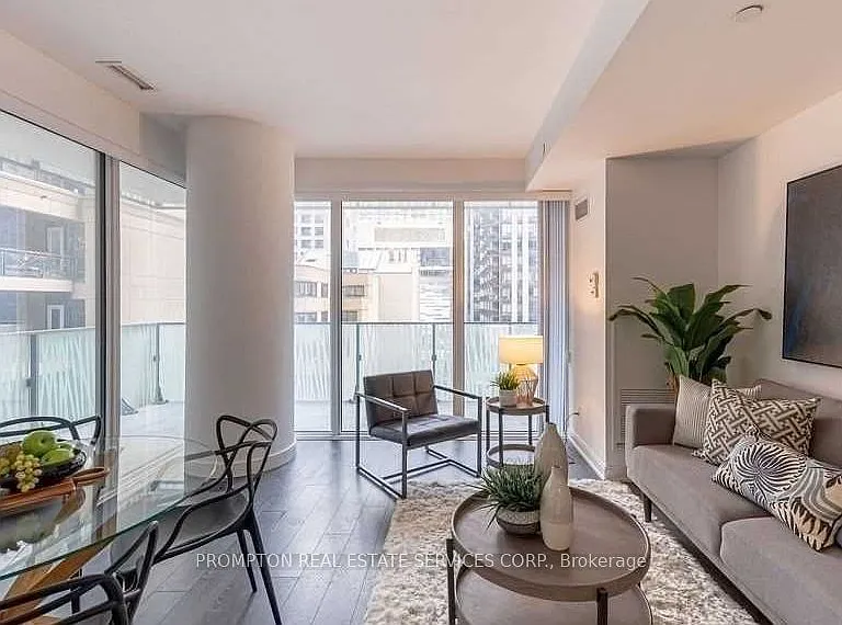 42 Charles St E #607 — Photo 8