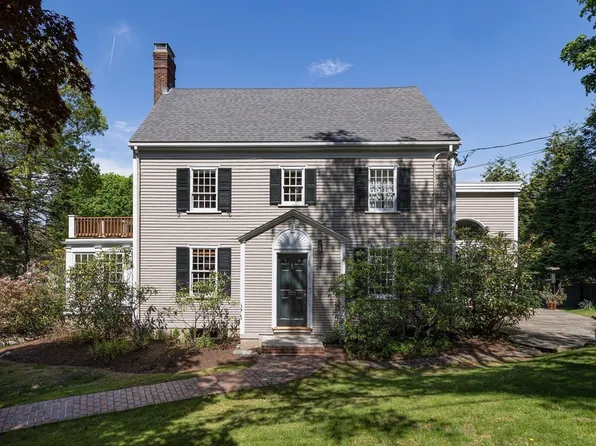 14 Meigh Rd, Newton, MA 02467