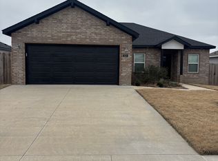 321 Grove Ln, Centerton, AR 72719