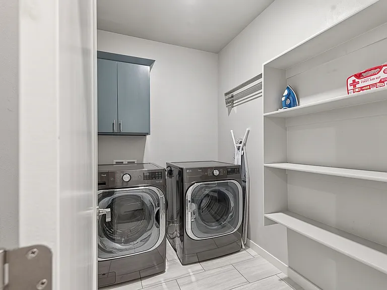 624 NW 181st St — Photo 38