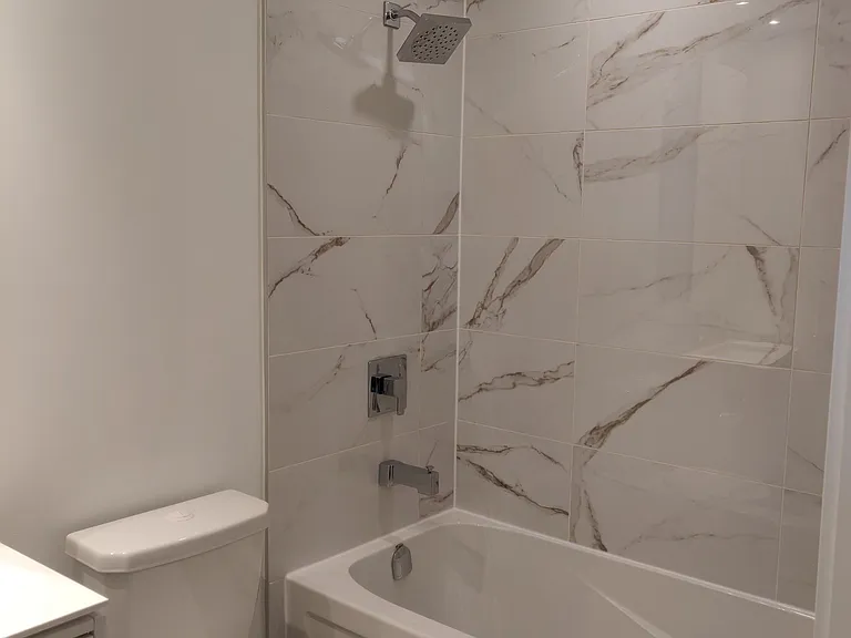 77 Shuter St #2203 — Photo 9