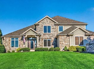 2208 Longleaf Dr, Fort Wayne, IN 46814