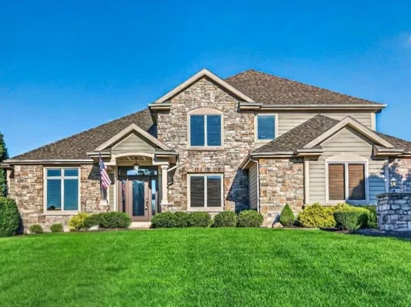2208 Longleaf Dr, Fort Wayne, IN 46814