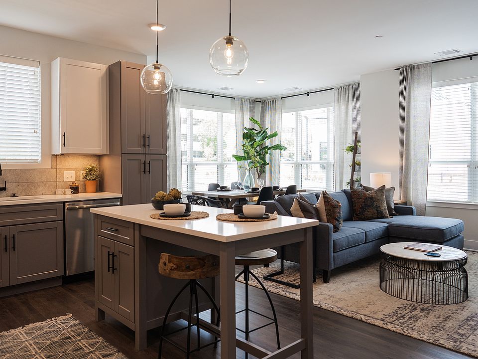 Kitchen/Living