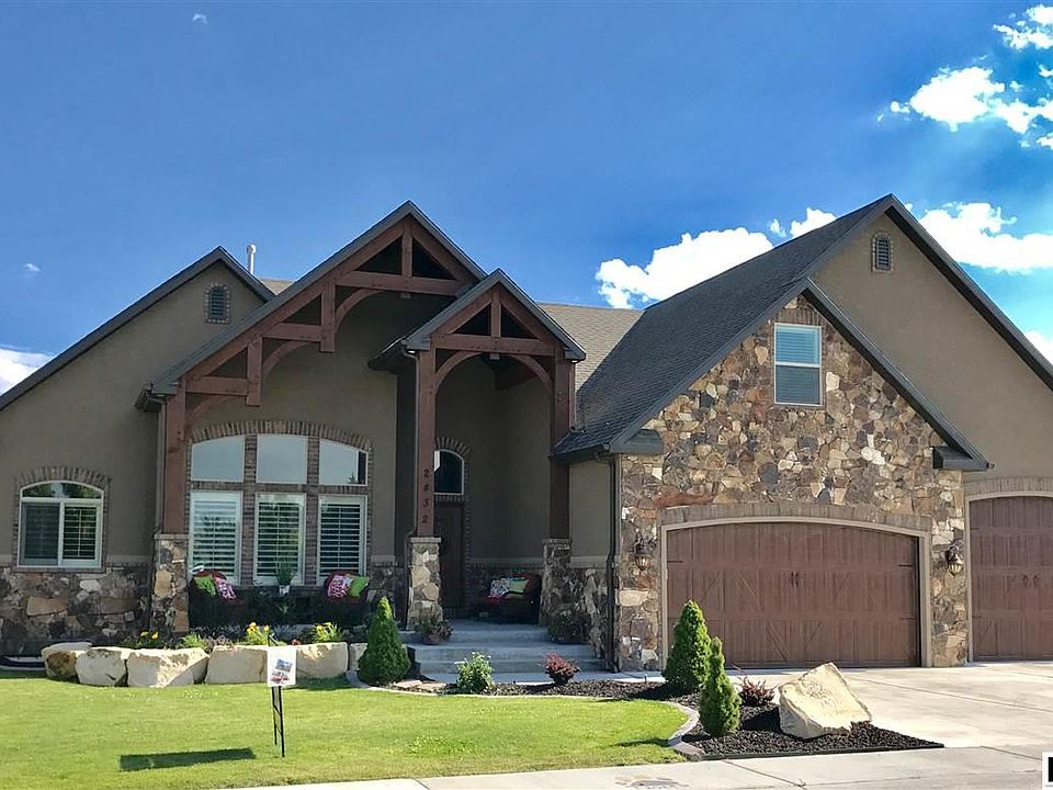 1st image of 2432 Lacebark Ln