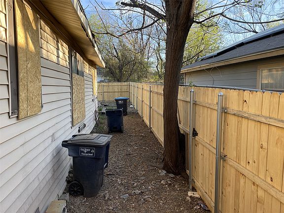 5th image of 1136 E Leuda St