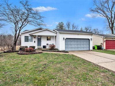 600 W Caroline St, Fenton, MI, 48430