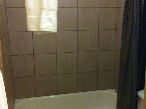 5th image of 2145 S Jefferson Ave #C