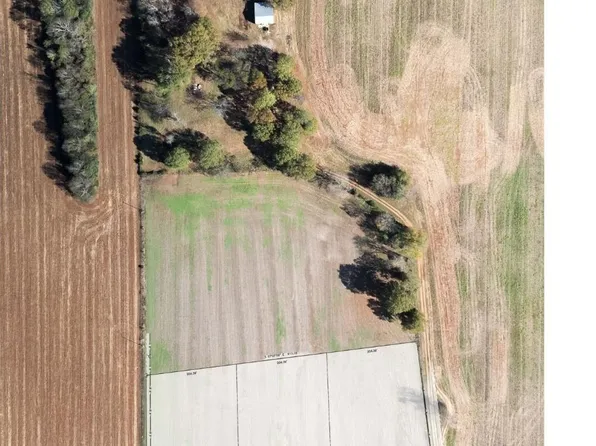 461 Narrow Ln, New Market, AL 35761