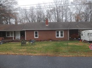 205 Bell St, Cherryville, NC 28021