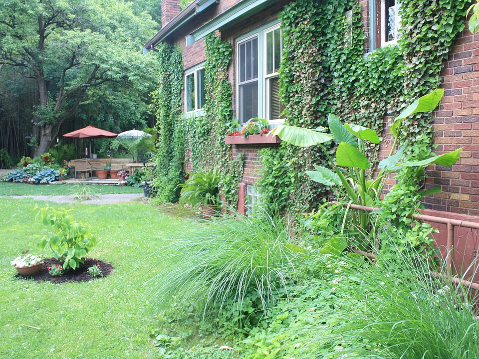 1st image of 2740 Coy St