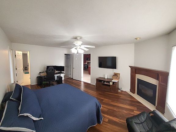 5th image of 1031 N Crandell Dr