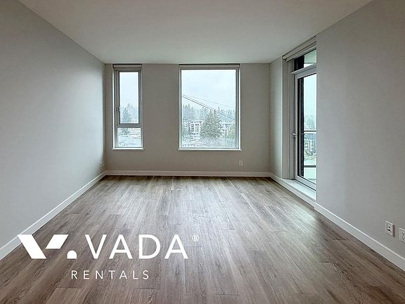 3rd image of 567 Emerson St #1302