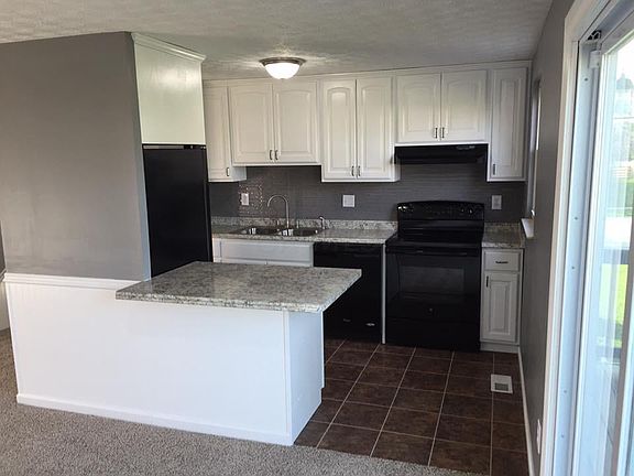 5th image of 9682 Redwood Cir