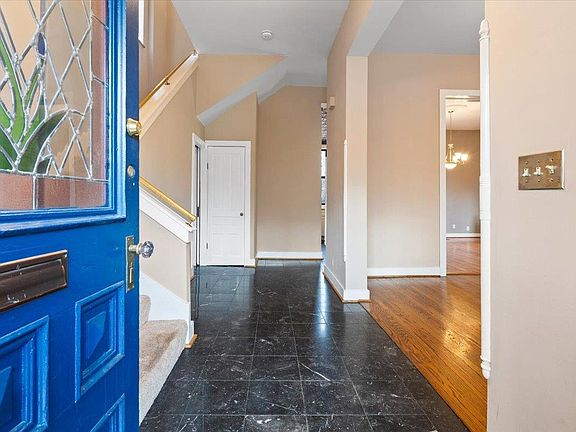2nd image of 4361 Laclede Ave